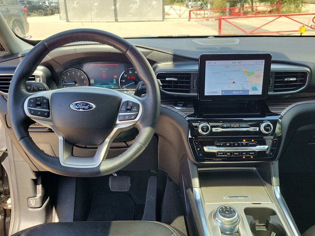 Thumbnail: 2022 Ford Explorer - 10