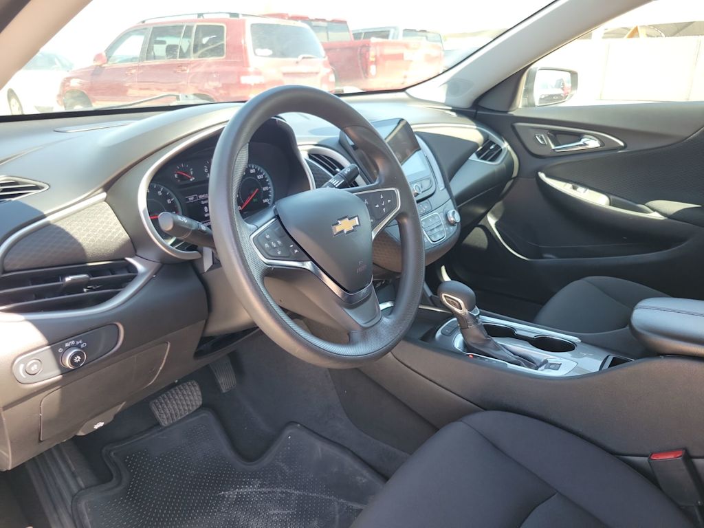 Thumbnail: 2024 Chevrolet Malibu - 2