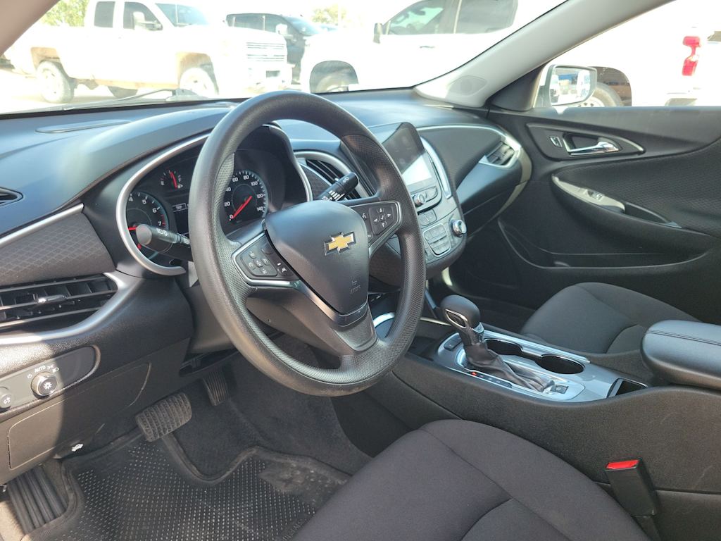 Thumbnail: 2024 Chevrolet Malibu - 2