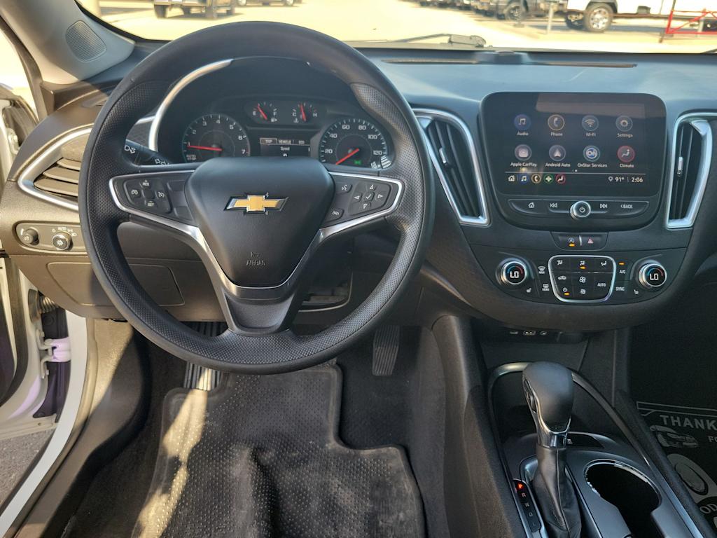 Thumbnail: 2021 Chevrolet Malibu - 8