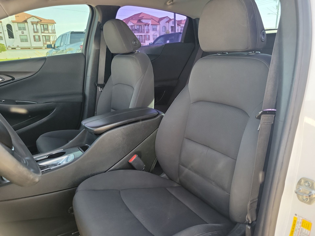 Thumbnail: 2021 Chevrolet Malibu - 9