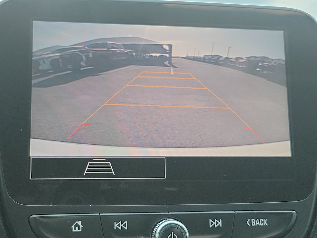 Thumbnail: 2021 Chevrolet Malibu - 14
