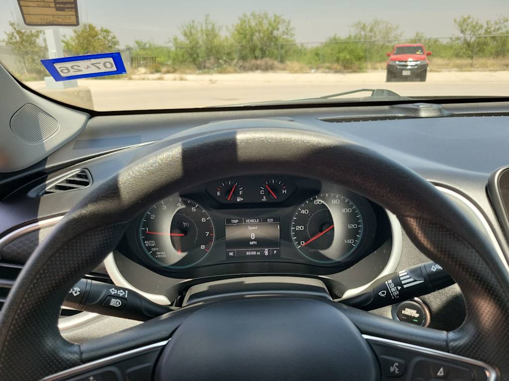 Thumbnail: 2023 Chevrolet Malibu - 17
