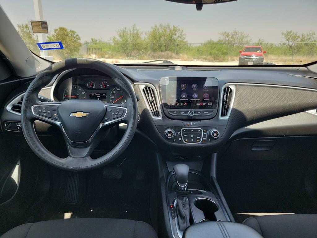 Thumbnail: 2023 Chevrolet Malibu - 10