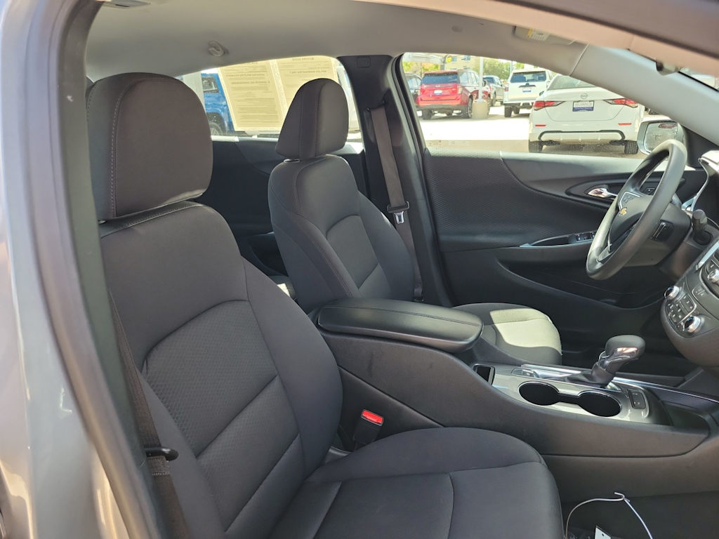 Thumbnail: 2024 Chevrolet Malibu - 12