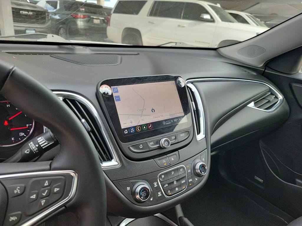 2024 Chevrolet Malibu 2LT - Photo 14