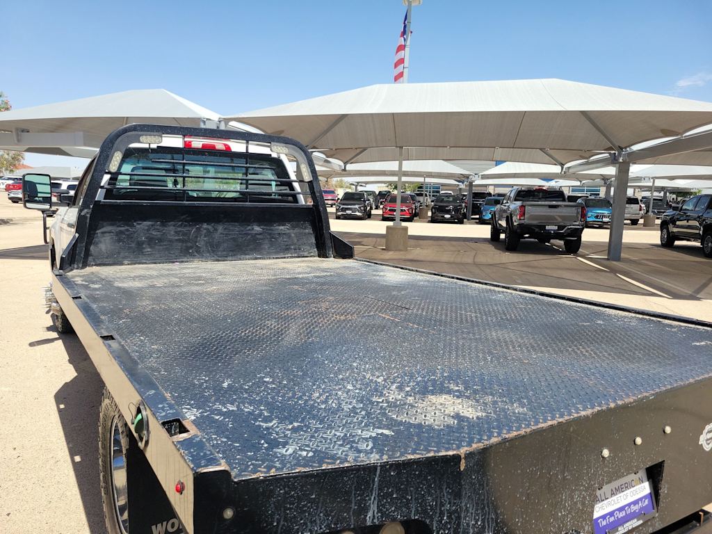 Thumbnail: 2019 Chevrolet Silverado 3500 - 22