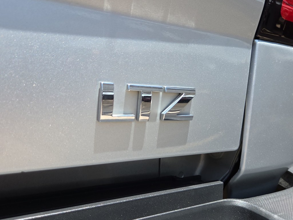 Thumbnail: 2016 Chevrolet Silverado 2500 - 7