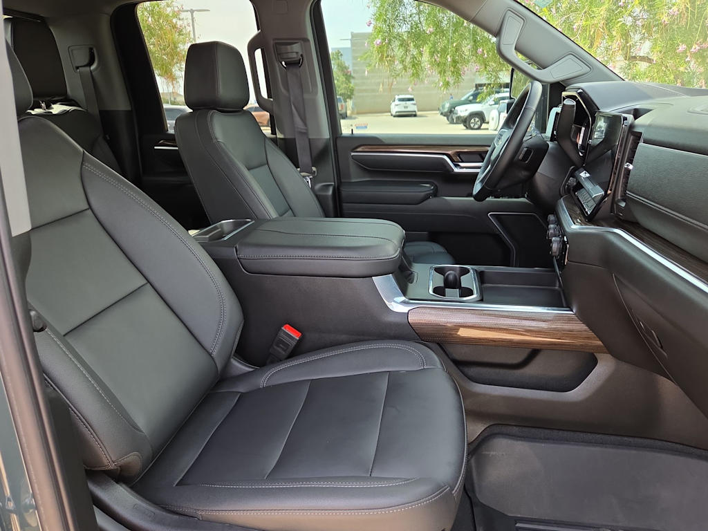 Thumbnail: 2025 Chevrolet Silverado 2500 - 11