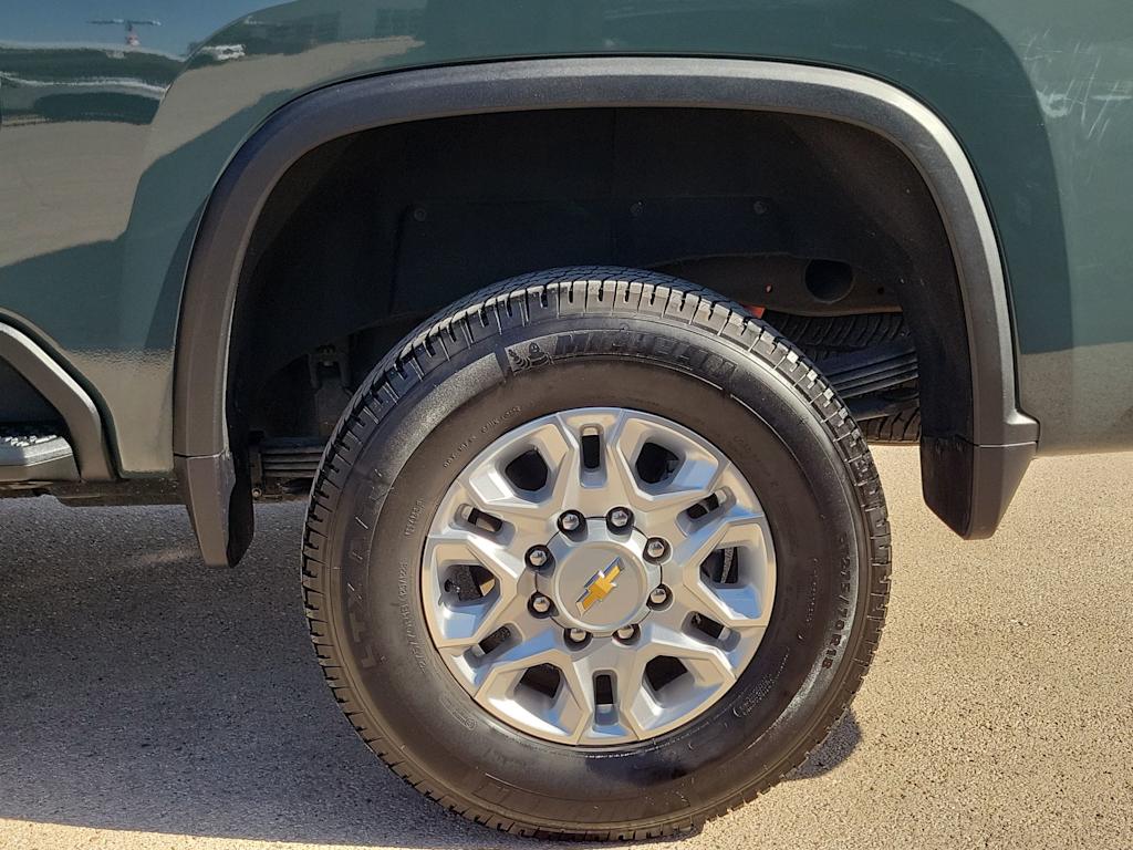 Thumbnail: 2025 Chevrolet Silverado 2500 - 8