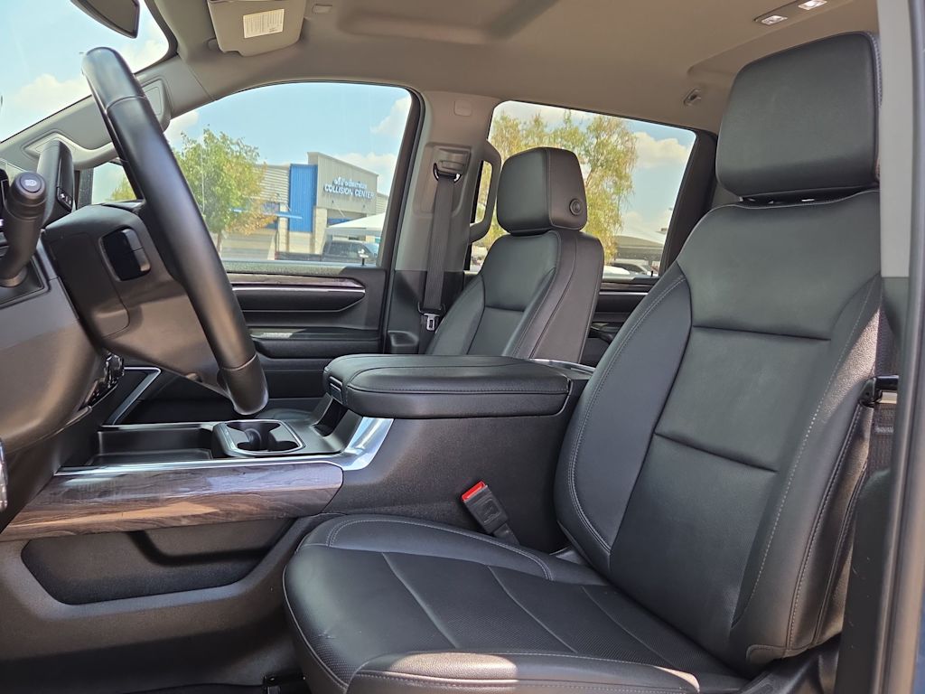 Thumbnail: 2025 Chevrolet Silverado 2500 - 10