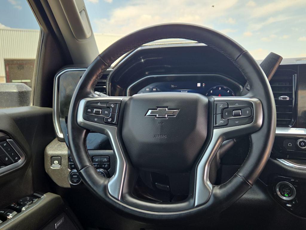 Thumbnail: 2025 Chevrolet Silverado 2500 - 13
