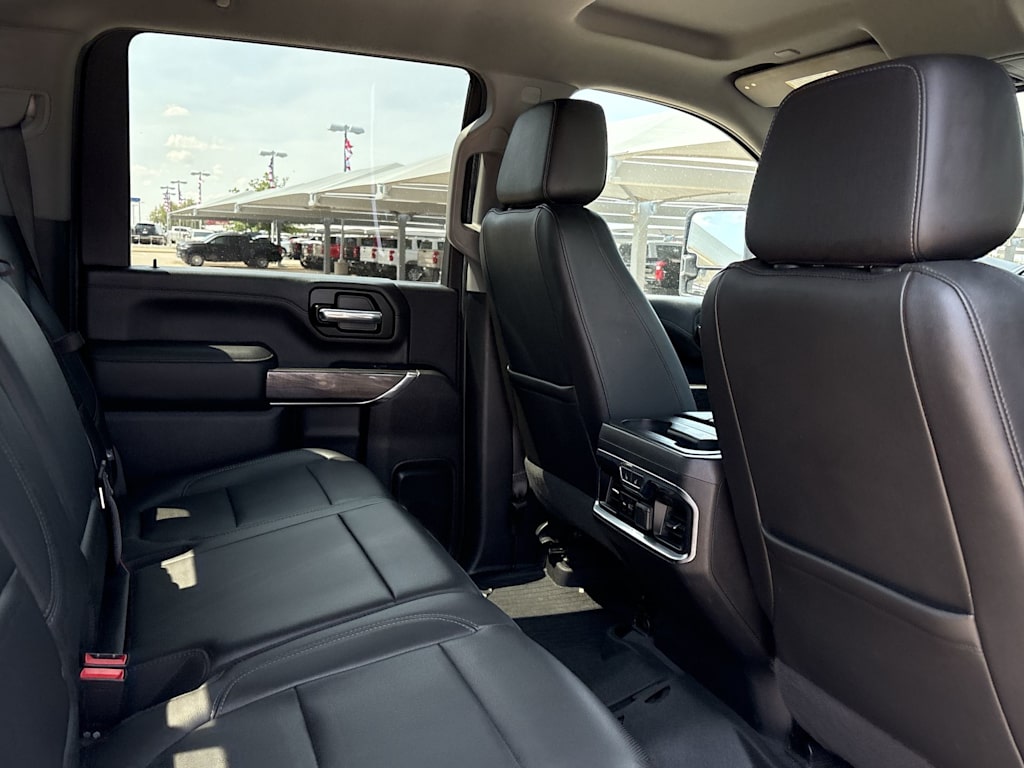 Thumbnail: 2020 Chevrolet Silverado 2500 - 23