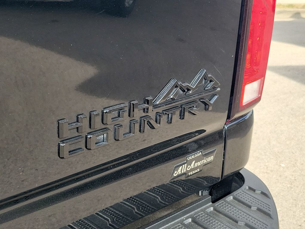 Thumbnail: 2024 Chevrolet Silverado 2500 - 6