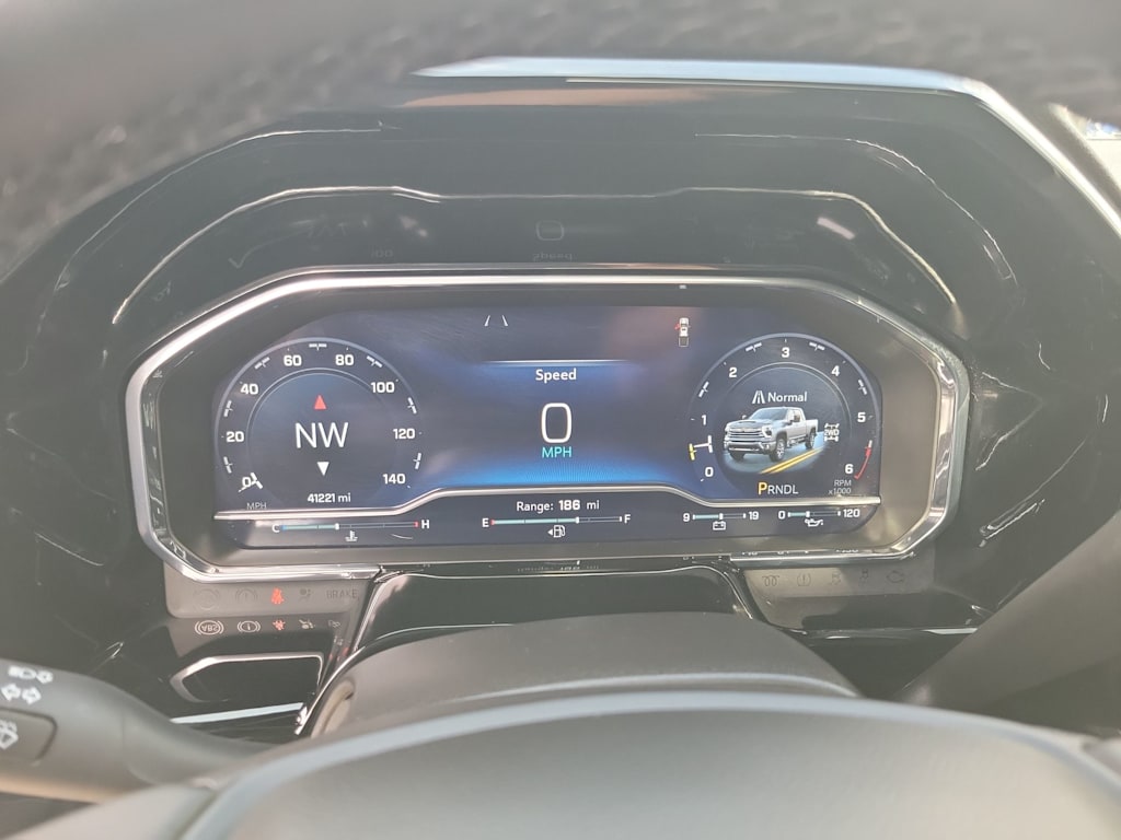 Thumbnail: 2024 Chevrolet Silverado 2500 - 15