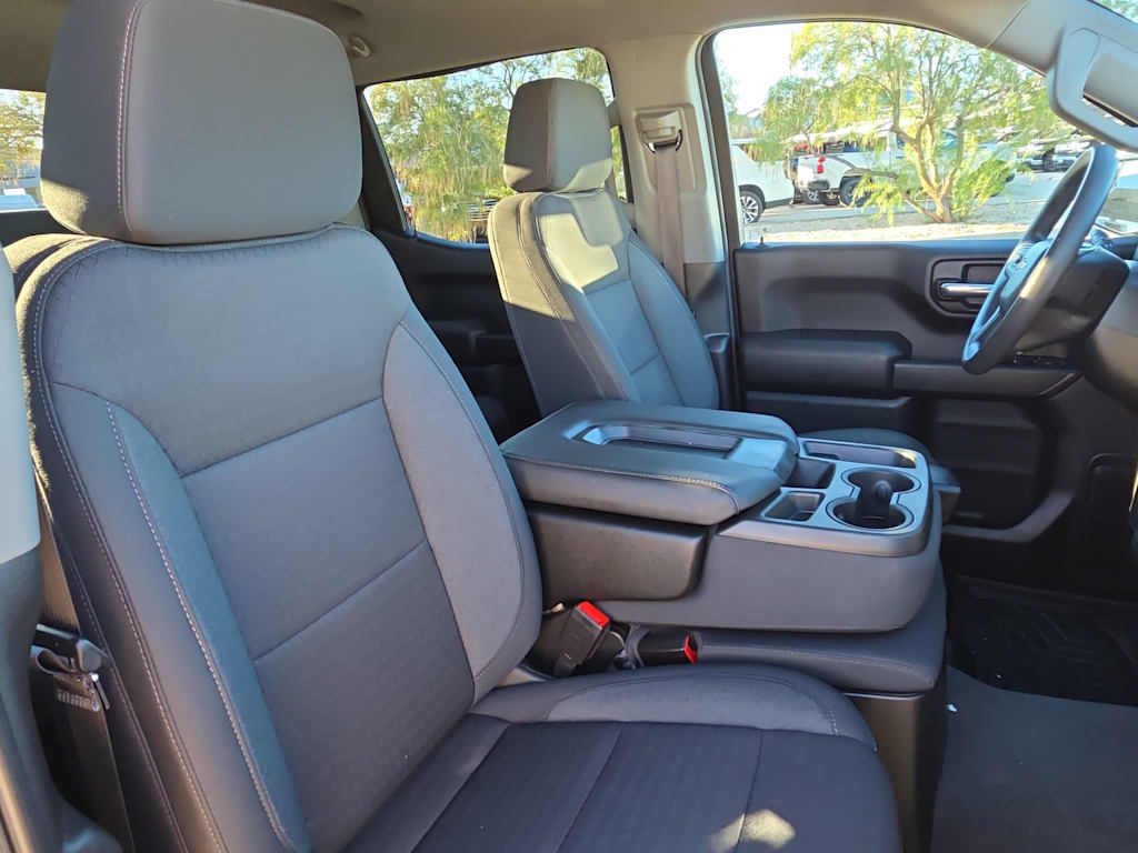 Thumbnail: 2023 Chevrolet Silverado 1500 - 7