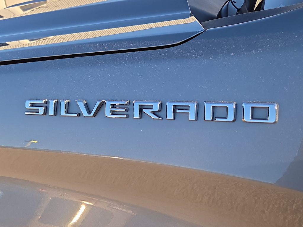 Thumbnail: 2023 Chevrolet Silverado 1500 - 4