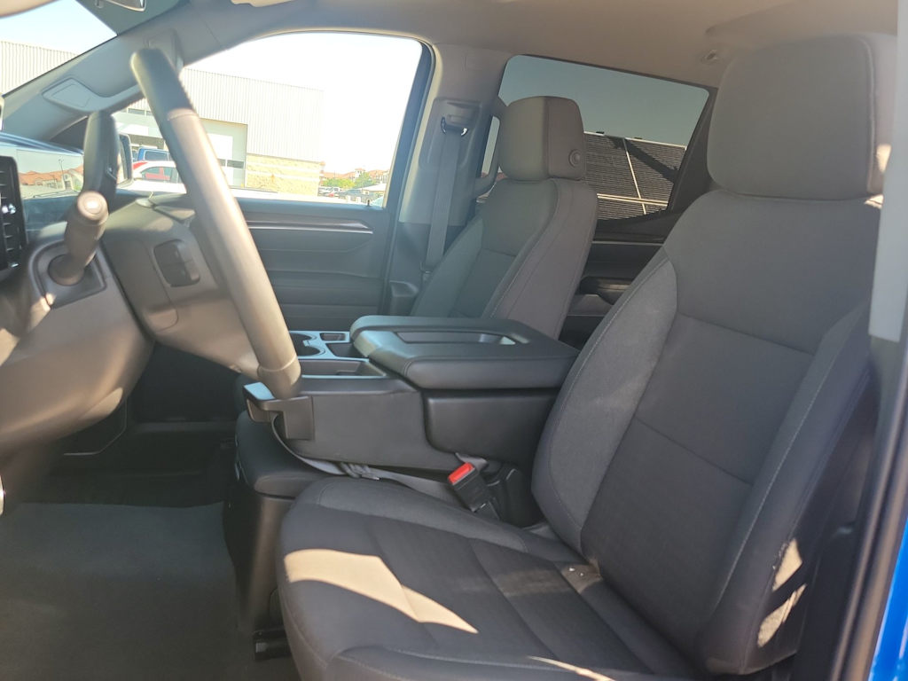 Thumbnail: 2026 Chevrolet Silverado 1500 - 11