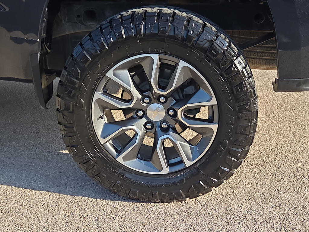 Thumbnail: 2024 Chevrolet Silverado 1500 - 8