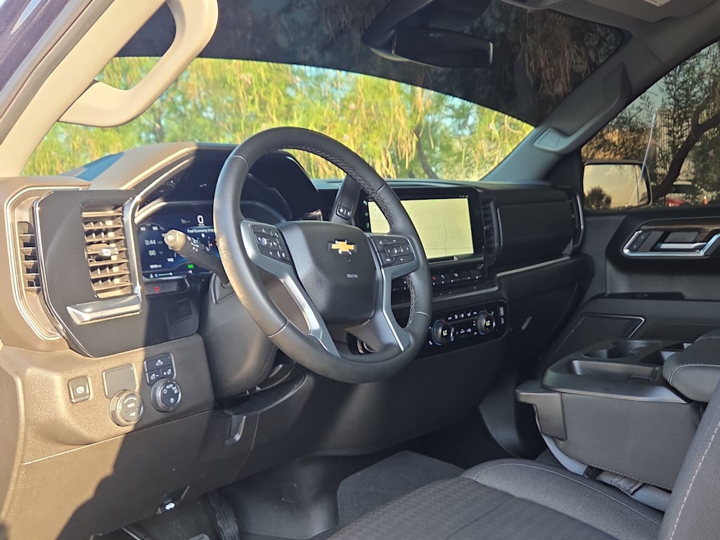 Thumbnail: 2024 Chevrolet Silverado 1500 - 2