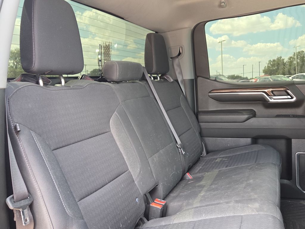 Thumbnail: 2023 Chevrolet Silverado 1500 - 23