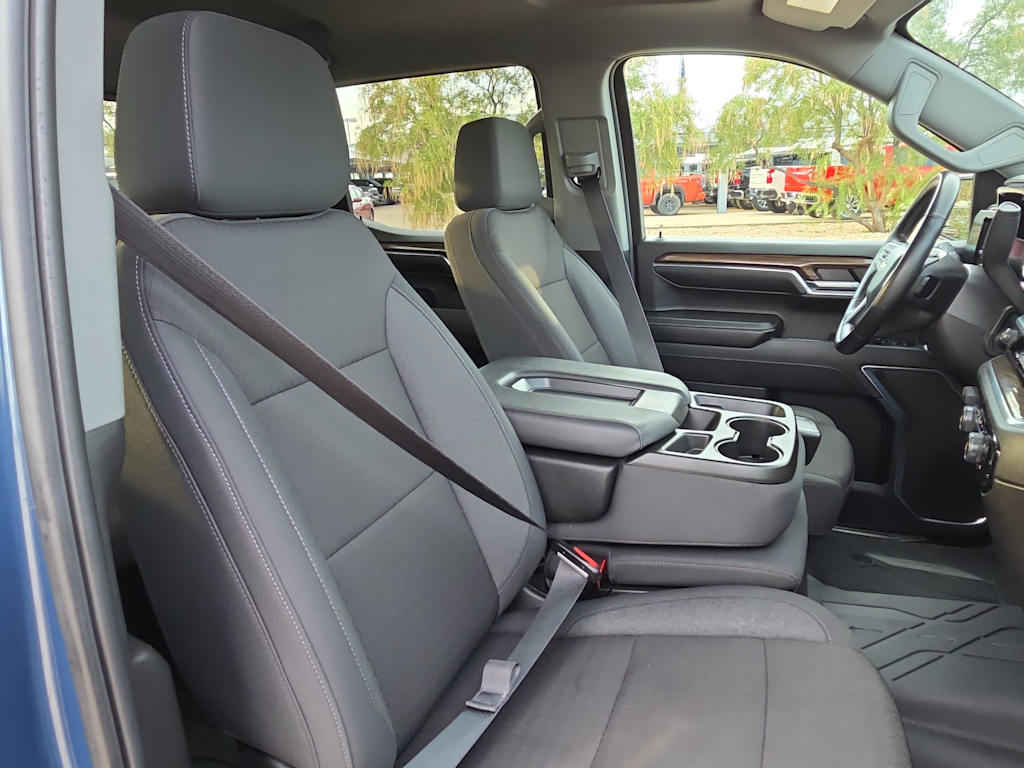 Thumbnail: 2024 Chevrolet Silverado 1500 - 21