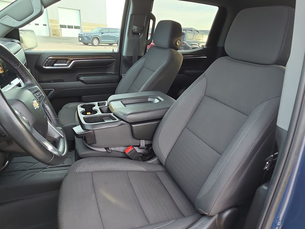 Thumbnail: 2024 Chevrolet Silverado 1500 - 11