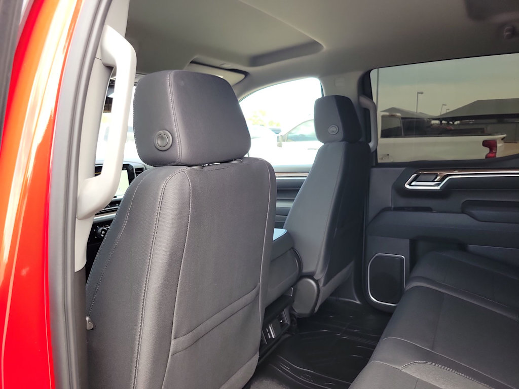 Thumbnail: 2026 Chevrolet Silverado 1500 - 12