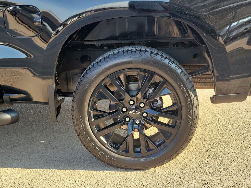 Thumbnail: 2026 Chevrolet Silverado 1500 - 8