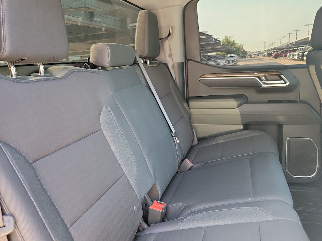 Thumbnail: 2026 Chevrolet Silverado 1500 - 22