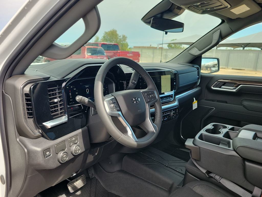 Thumbnail: 2026 Chevrolet Silverado 1500 - 2