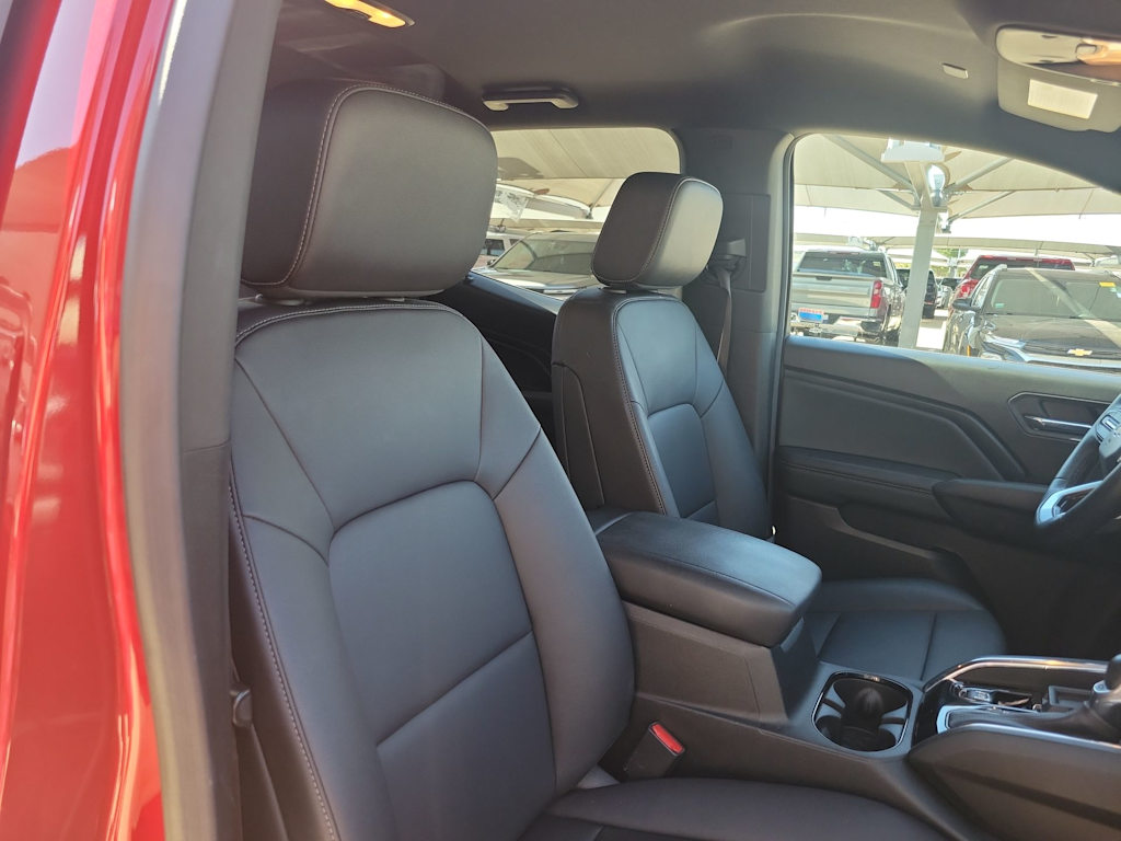 Thumbnail: 2023 Chevrolet Colorado - 11
