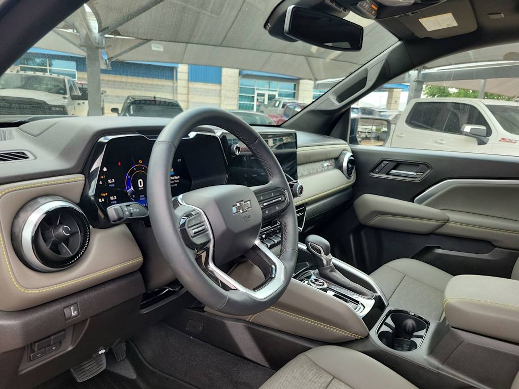 Thumbnail: 2026 Chevrolet Colorado - 2