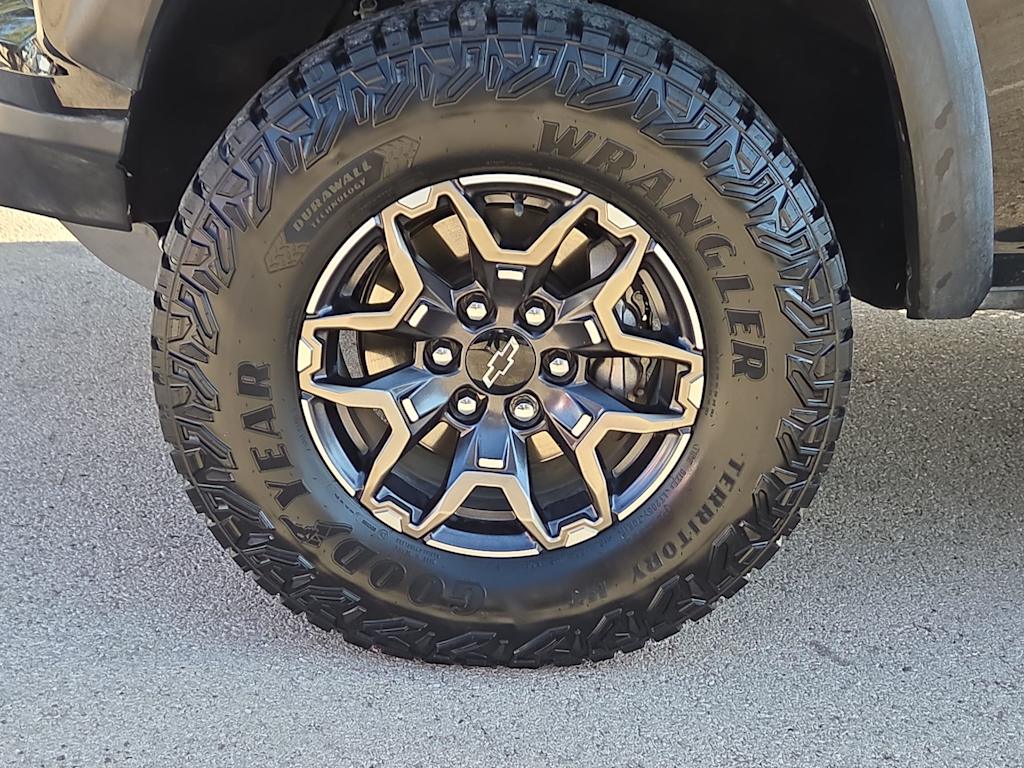 Thumbnail: 2026 Chevrolet Colorado - 6