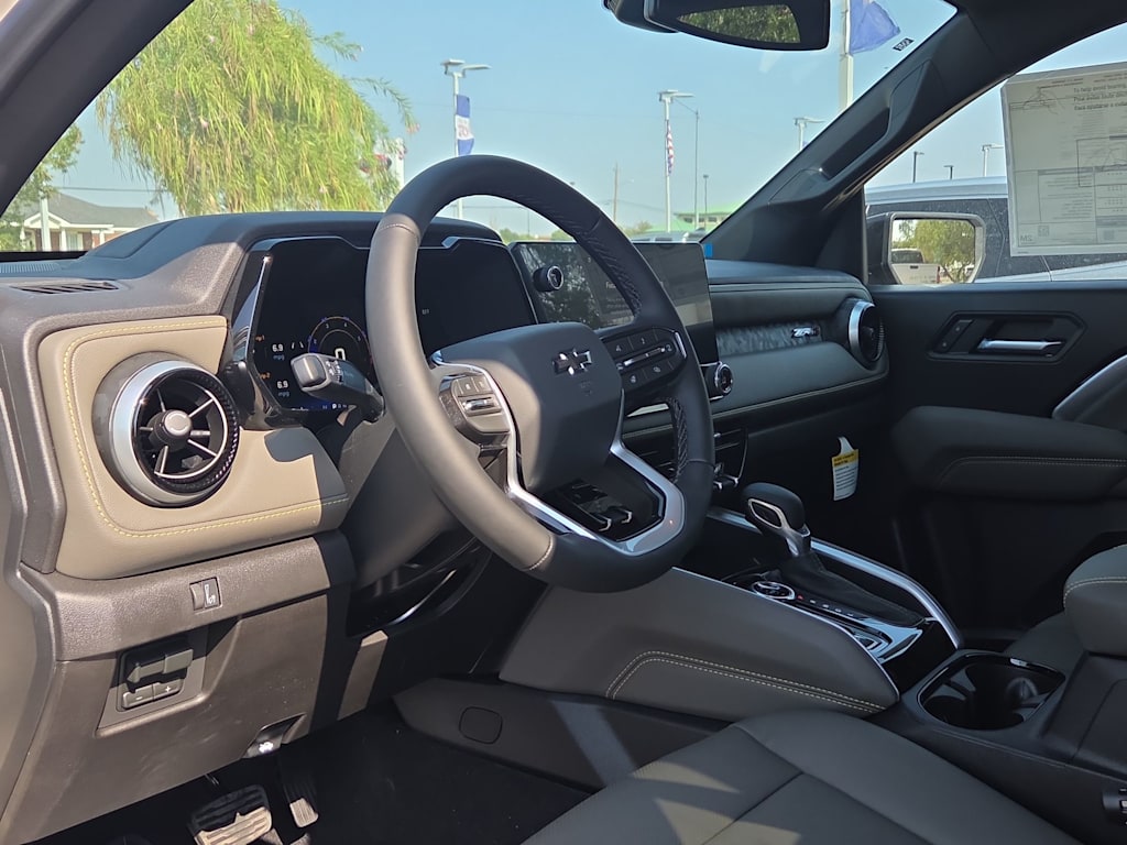 Thumbnail: 2026 Chevrolet Colorado - 2