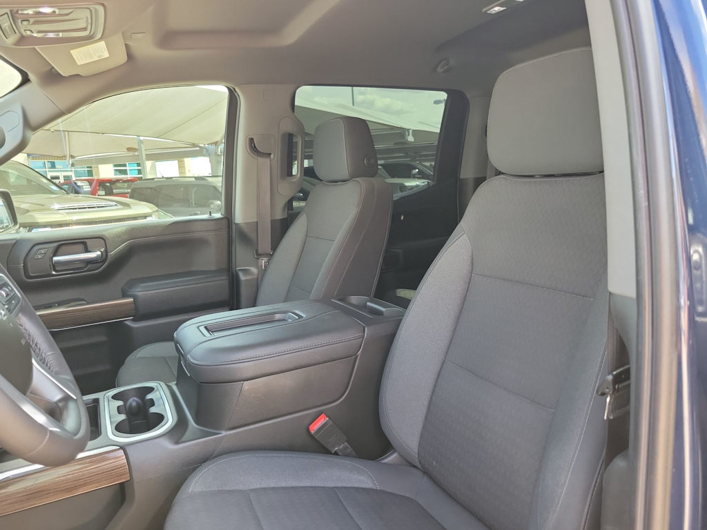 Thumbnail: 2022 Chevrolet Silverado 1500 - 11