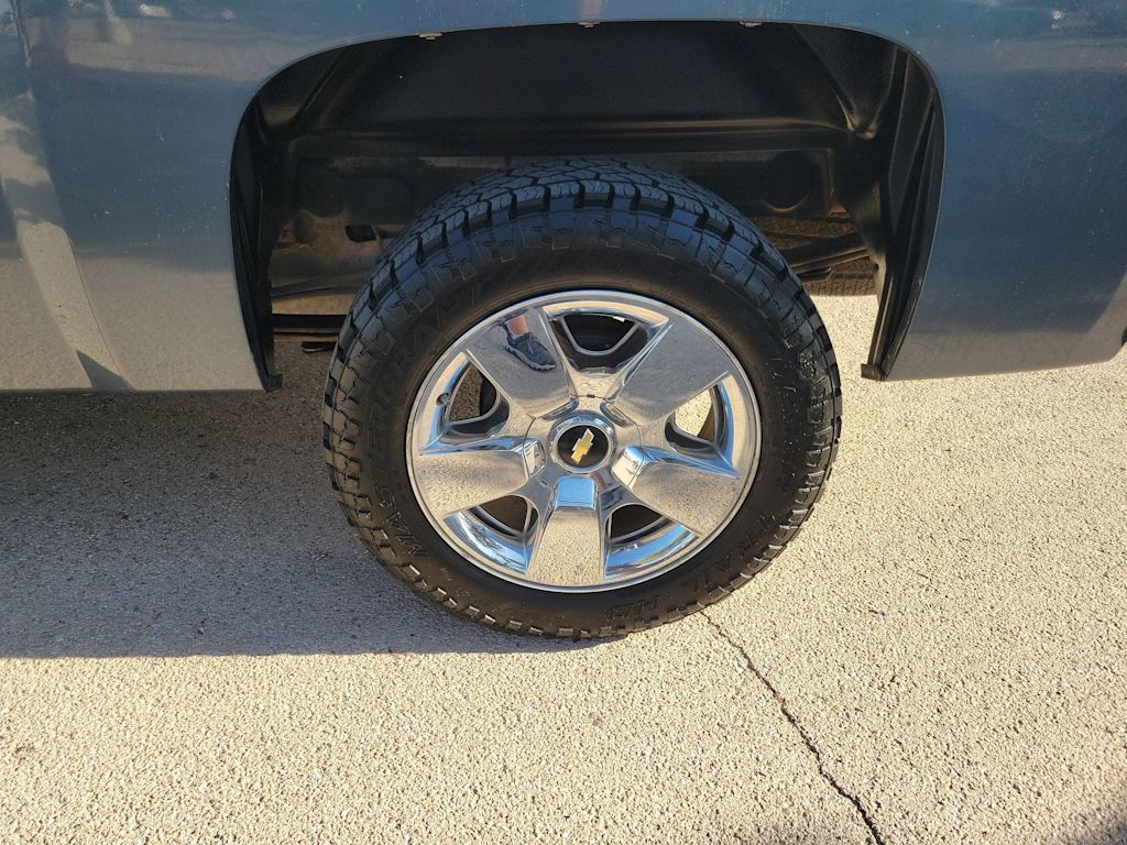 Thumbnail: 2011 Chevrolet Silverado 1500 - 8