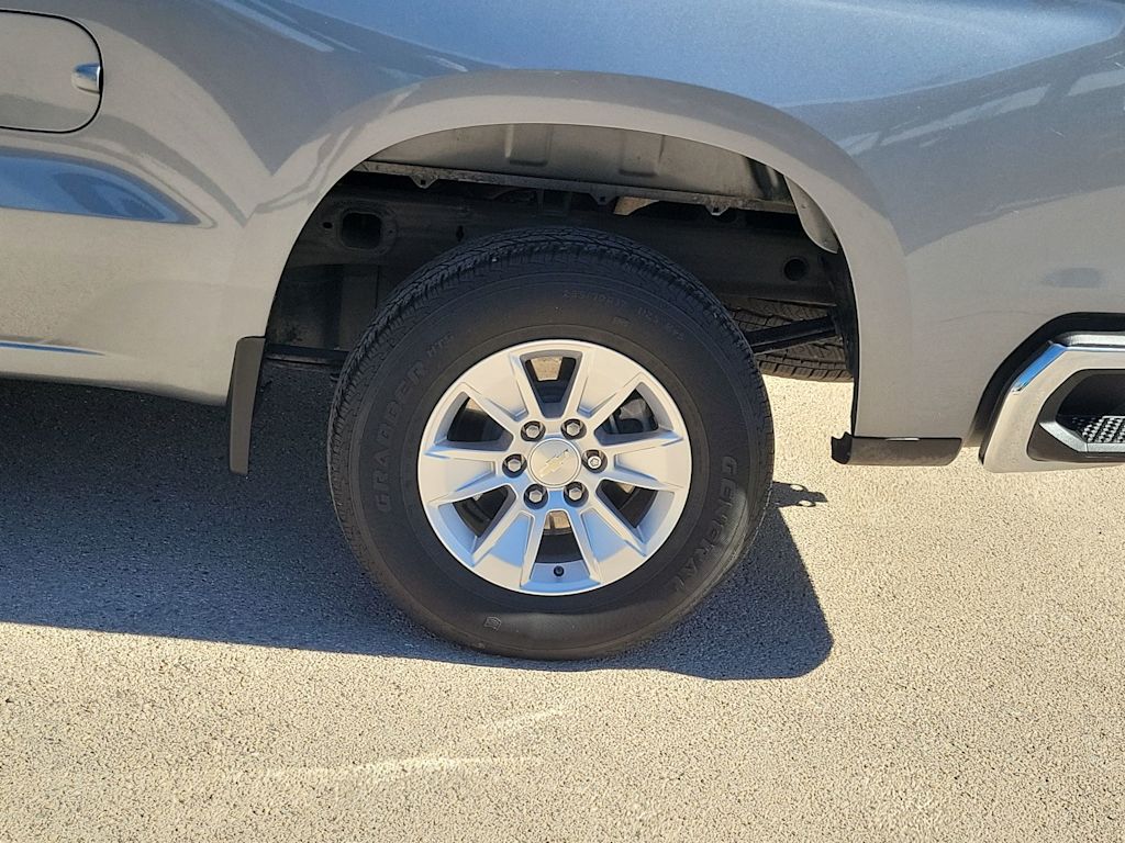 Thumbnail: 2019 Chevrolet Silverado 1500 - 8