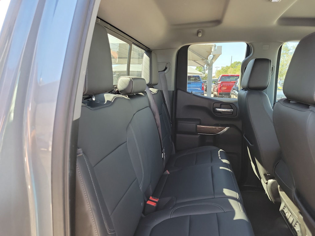 Thumbnail: 2019 Chevrolet Silverado 1500 - 19