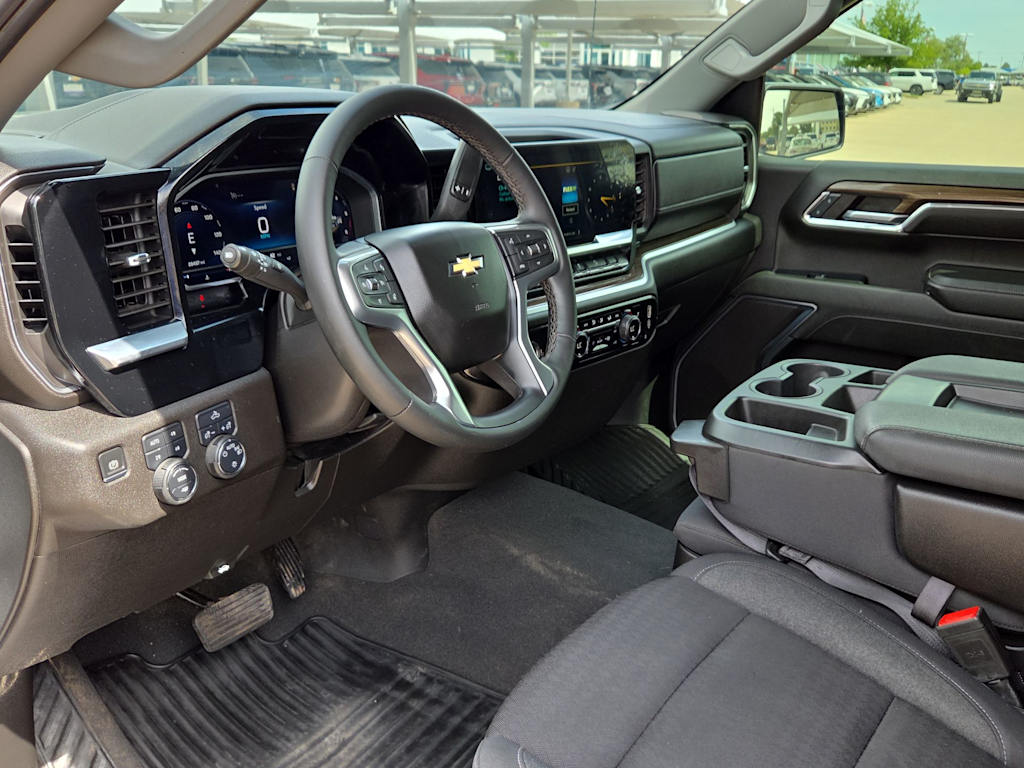 Thumbnail: 2024 Chevrolet Silverado 1500 - 2