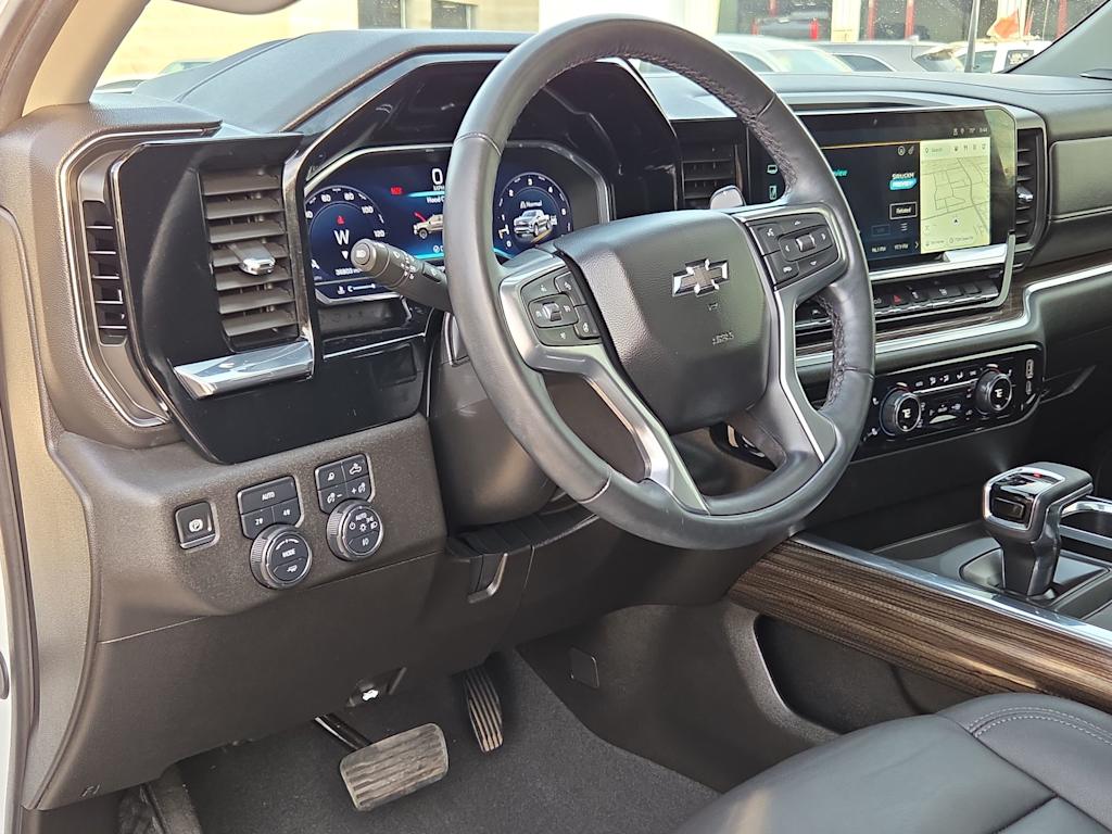 Thumbnail: 2024 Chevrolet Silverado 1500 - 2