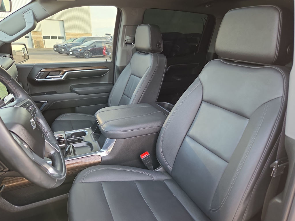 Thumbnail: 2024 Chevrolet Silverado 1500 - 10