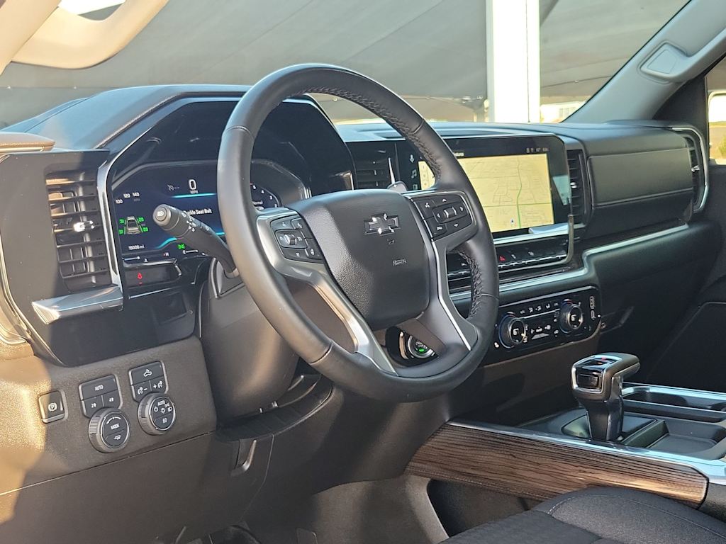 Thumbnail: 2025 Chevrolet Silverado 1500 - 2