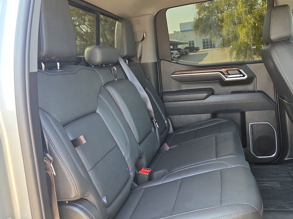 Thumbnail: 2026 Chevrolet Silverado 1500 - 23