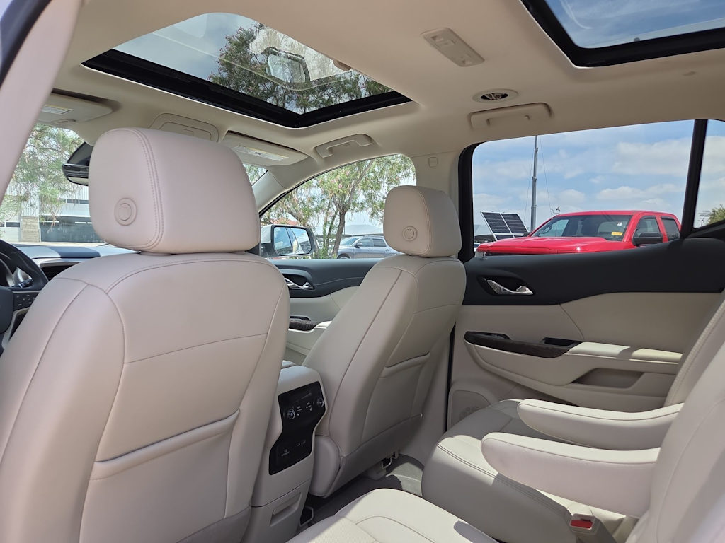 Thumbnail: 2022 GMC Acadia - 12