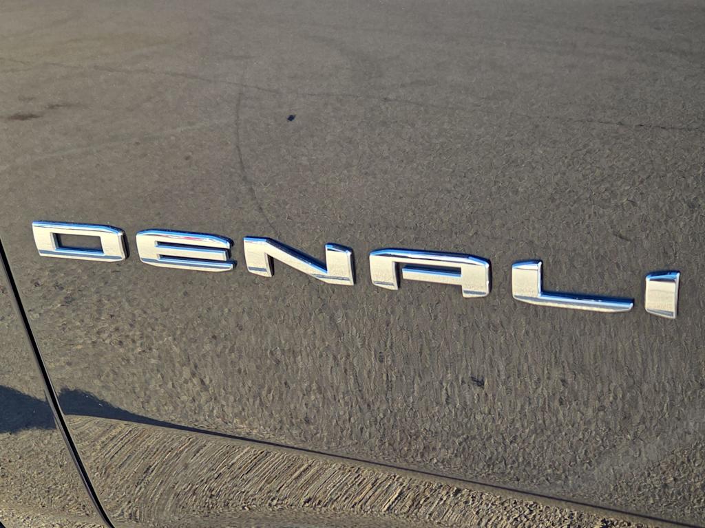 Thumbnail: 2023 GMC Yukon - 6