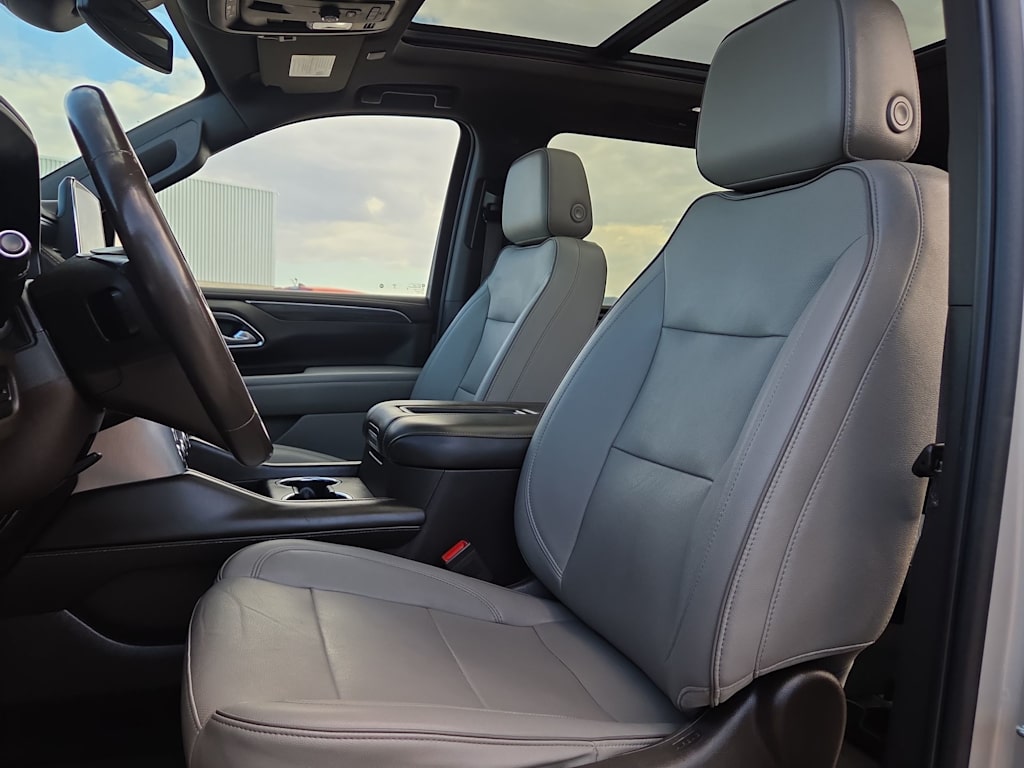 Thumbnail: 2023 GMC Yukon XL - 11
