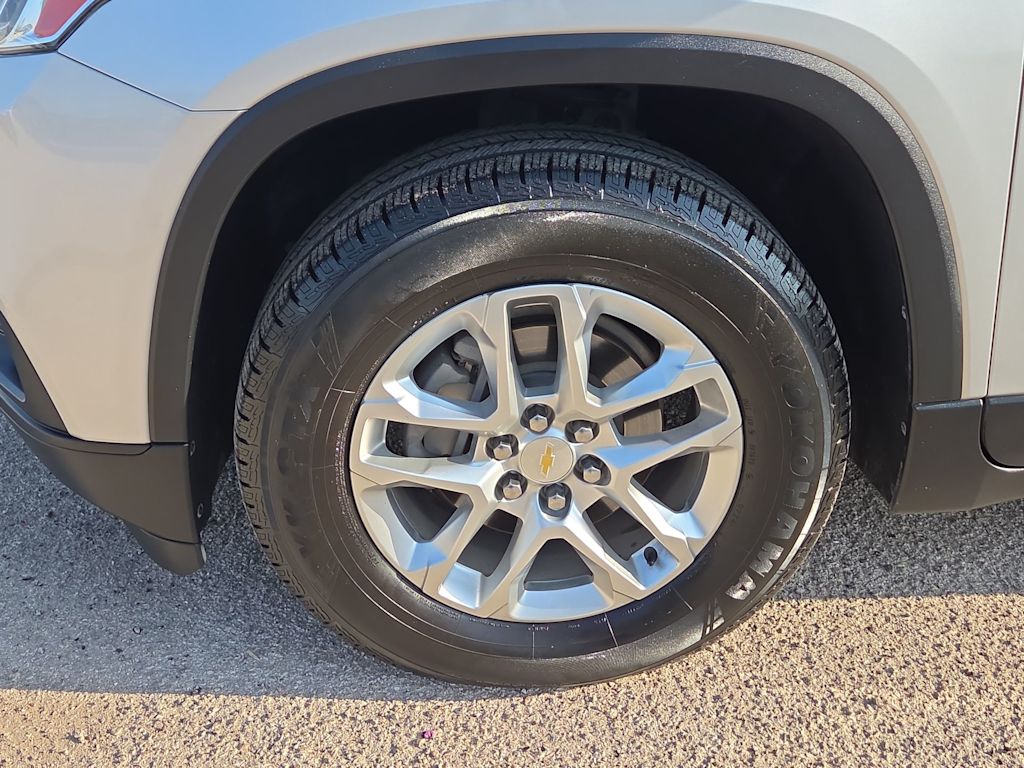 Thumbnail: 2020 Chevrolet Traverse - 8