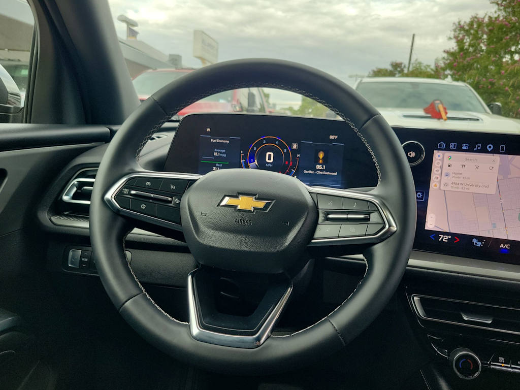 Thumbnail: 2026 Chevrolet Traverse - 14