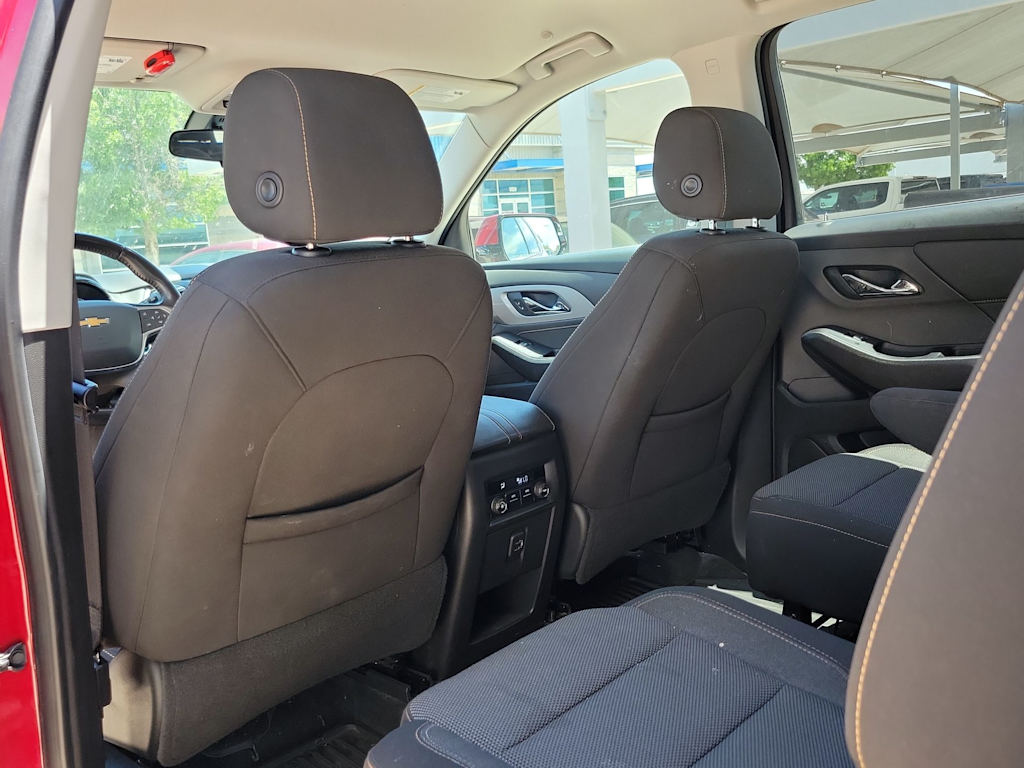 Thumbnail: 2020 Chevrolet Traverse - 12